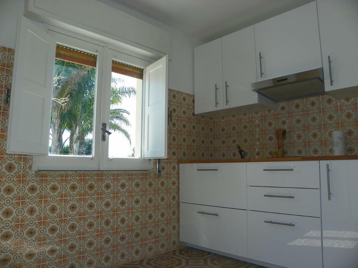 Dabbanna Guest House Chiaramonte Gulfi Ngoại thất bức ảnh