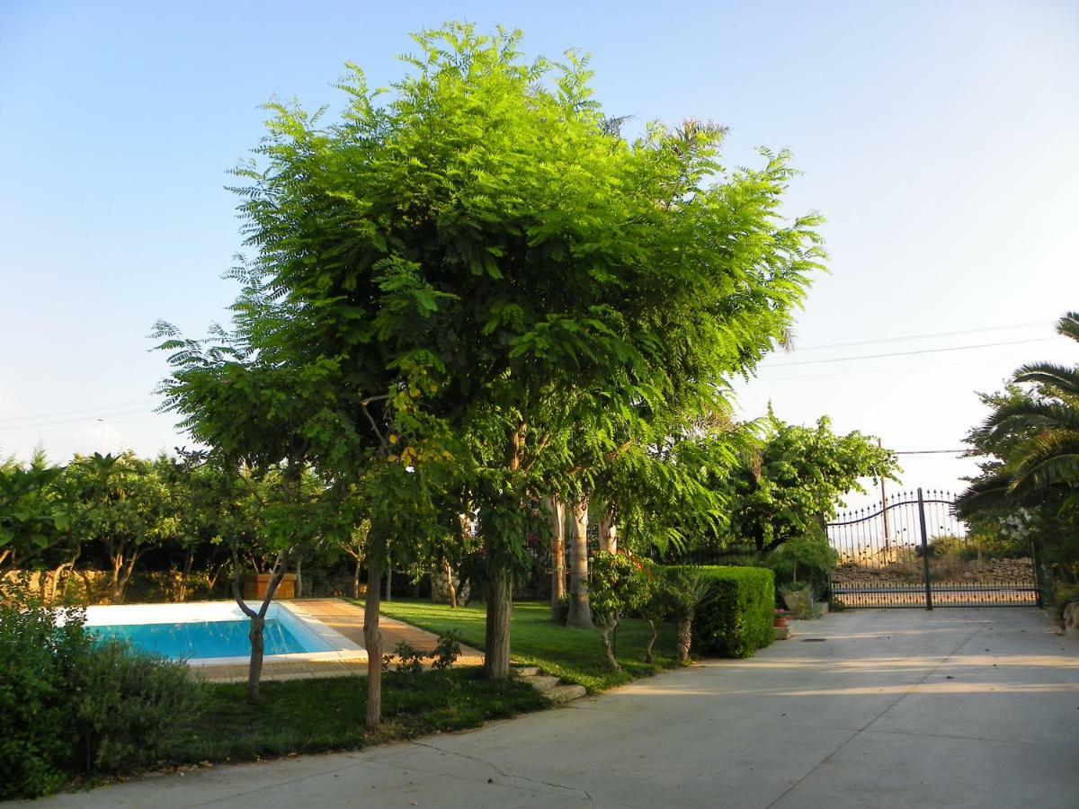 Dabbanna Guest House Chiaramonte Gulfi Ngoại thất bức ảnh